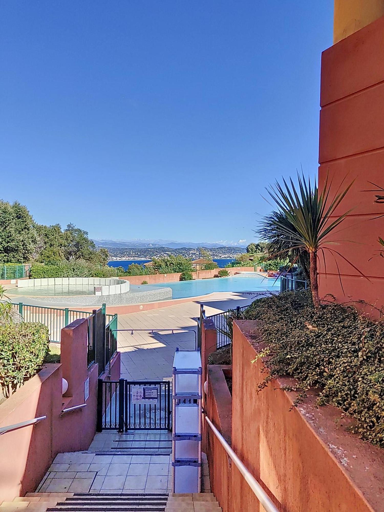 Vue Mer, Piscine, Free Parking Appartement Théoule-sur-Mer Buitenkant foto